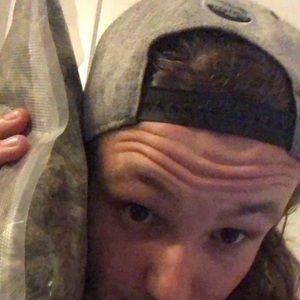 Meet your Posher, Dakota